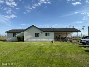 10555 Ashue Rd, Toppenish, WA 98948 - #2