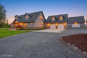 314 Schlagel Rd, Yakima, WA 98901
