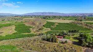 4104 Naches Heights Rd, Yakima, WA 98908 - #3