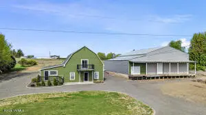420 Mapleway Rd, Selah, WA 98942