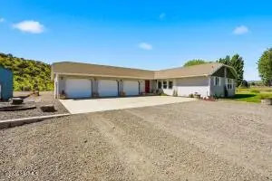 15180 Cottonwood Canyon Rd, Yakima, WA 98908 - #2