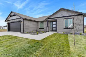 1617 Parkwood Ct #(Phase 12 Lot 327) Spec, Grandview, WA 98930