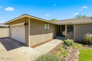 1609 S 72nd Ave, Yakima, WA 98908 - #3