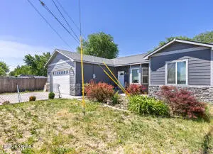 1702 S 13th St, Yakima, WA 98901 - #3