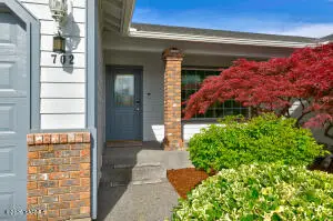 702 S 7th St, Selah, WA 98942 - #2