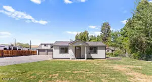 11403 Gilbert Rd, Yakima, WA 98903 - #1