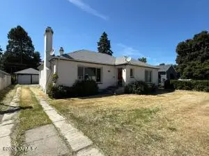 804 S 16th Ave, Yakima, WA 98902 - #1