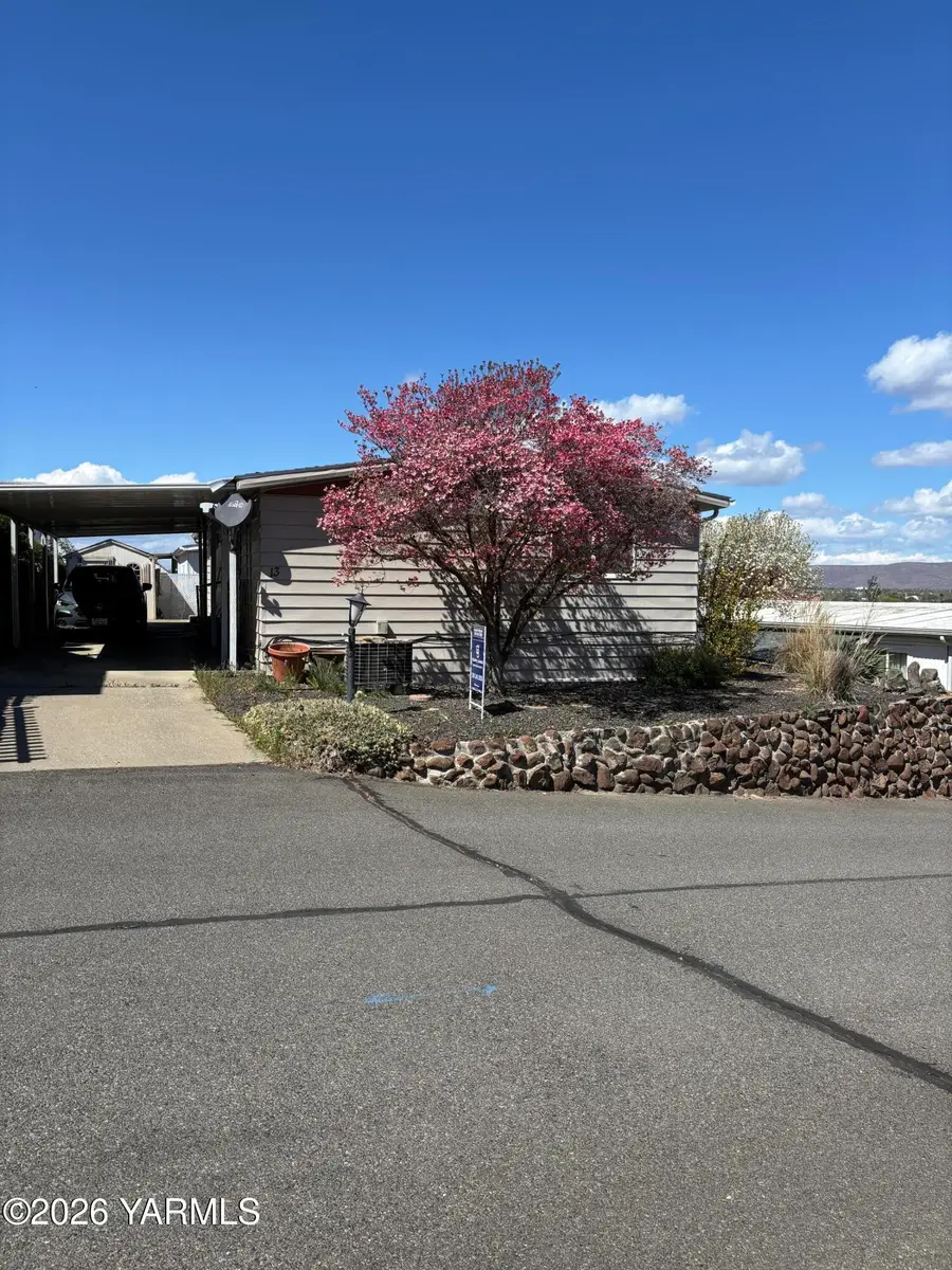 13 Leisure Hill Dr, Union Gap, WA 98903 - #2