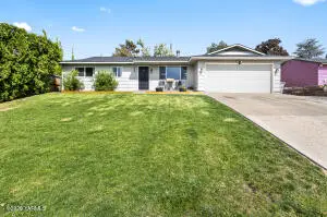 107 N 57th St, Yakima, WA 98901 - #1