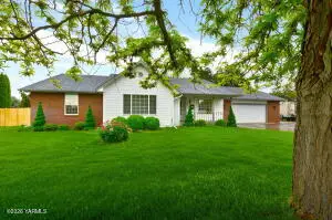 1907 S 44th Ave, Yakima, WA 98903 - #3