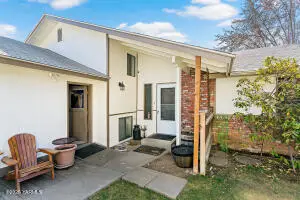 6804 Alpine Way, Yakima, WA 98908 - #2