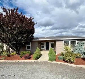 15771 Cottonwood Canyon Rd, Yakima, WA 98908 - #1