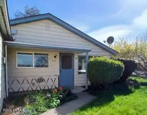 1221 Sunset Pl, Sunnyside, WA 98944 - #3