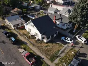 15 S Beech St, Toppenish, WA 98948 - #1