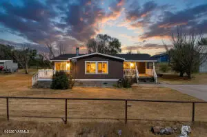 16802 SW 1585, Prosser, WA 99350