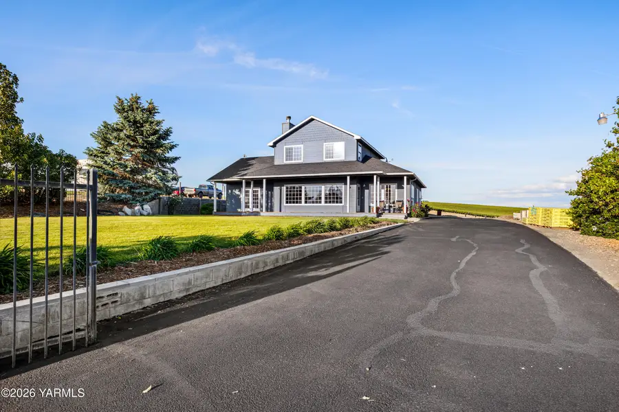 5060 Lombard Loop Rd, Zillah, WA 98953 - #3