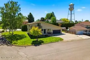 605 Glenwood Dr, Zillah, WA 98953 - #1
