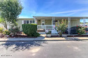325 S 5th St #35, Sunnyside, WA 98944 - #1