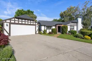5611 W Lincoln Ave, Yakima, WA 98908