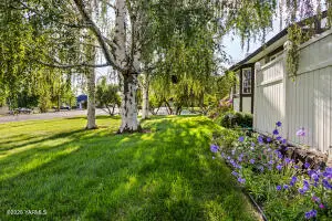 5611 W Lincoln Ave, Yakima, WA 98908 - #3