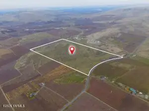 761 Nightingale Rd, Wapato, WA 98951 - Image #1