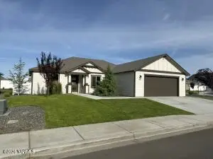 903 N Euclid Rd #(Phase 1 Lot 8) Spec, Grandview, WA 98930