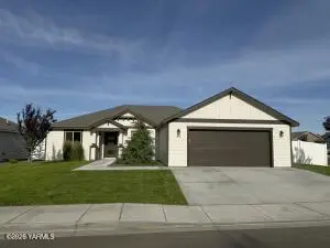 903 N Euclid Rd #(Phase 1 Lot 8) Spec, Grandview, WA 98930 - #2
