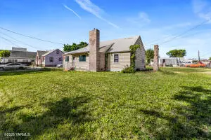 1612 Gordon Rd, Yakima, WA 98901 - #2