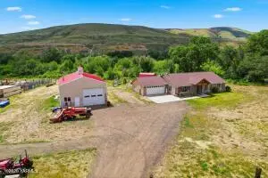 504 S Fork Rd, Yakima, WA 98903