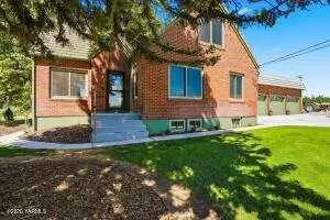 2606 Draper Rd, Yakima, WA 98903