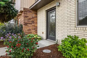 100 N 56th Ave #2, Yakima, WA 98908 - #3