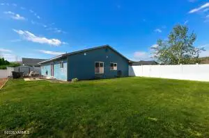 2013 S 54th Ave, Yakima, WA 98903 - #2