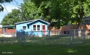 406 S 17th Ave, Yakima, WA 98902 - #1