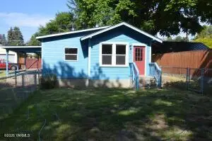 406 S 17th Ave, Yakima, WA 98902 - #2