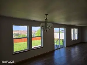 1609 W Naches Ave, Selah, WA 98942 - #3