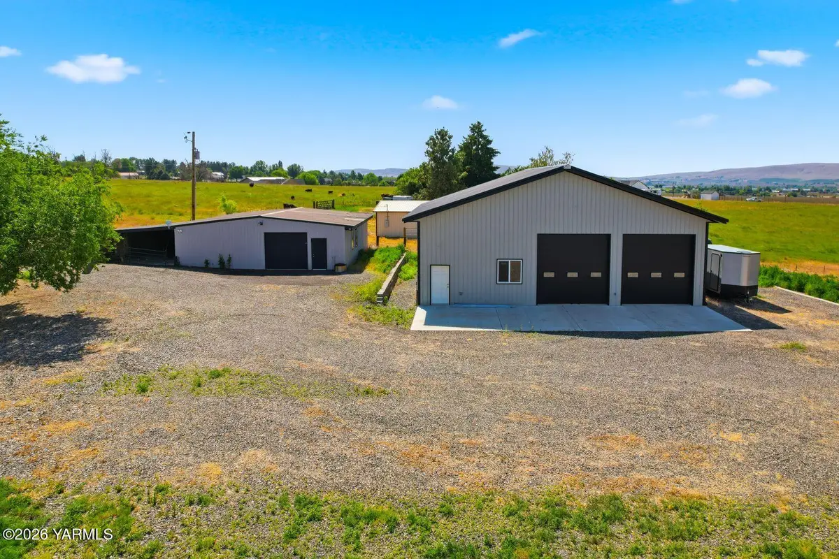 NKA Oliver, Yakima, WA 98901 - #1