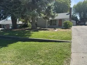 313 N 27th Ave, Yakima, WA 98902