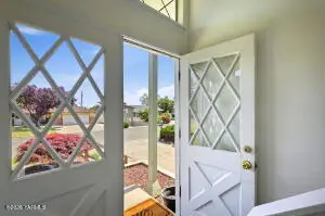222 S 65th Ave, Yakima, WA 98908 - #2