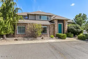 11401 Amber Crest Pl, Yakima, WA 98908
