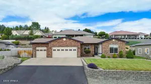 5807 Englewood Ave, Yakima, WA 98908