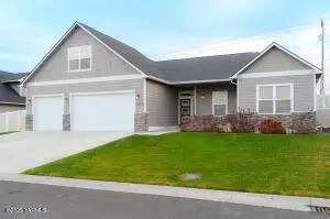 7310 Whitman Ave, Yakima, WA 98903 - #3