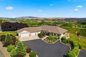 332 Marisa Hill Dr, Selah, WA 98942 - #1