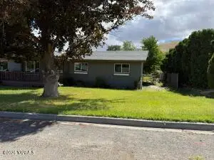 1336 Scenic Dr, Prosser, WA 99350 - #2