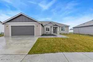 401 Glenwood Ave #(Phase 11 Lot 315) Spec, Grandview, WA 98930