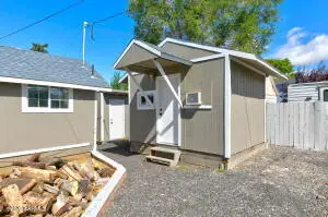 510 N 22nd Ave, Yakima, WA 98902 - #2