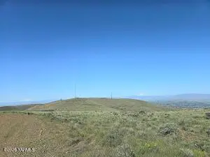 NKA Roza Hill Dr, Yakima, WA 98908 - #1