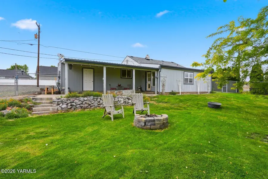 1000 Nagler Rd, Selah, WA 98942 - #3