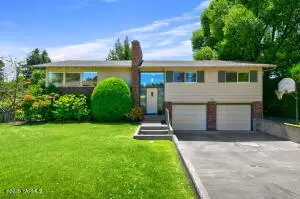 4906 Douglas Dr, Yakima, WA 98908 - #2