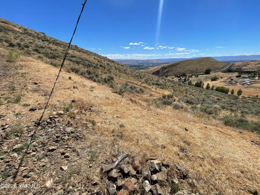 1001 Vista Verde Dr, Yakima, WA 98901 - #3
