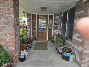 510 Warrior Rd, Yakima, WA 98901 - #2